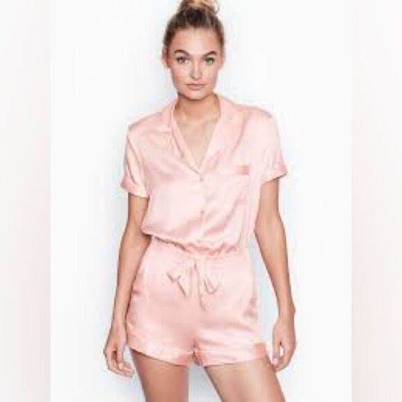 Victoria’s Secret Pink Romper size medium‎ - Picture 1 of 7